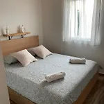 דירה Penthouse Damjan Banjol